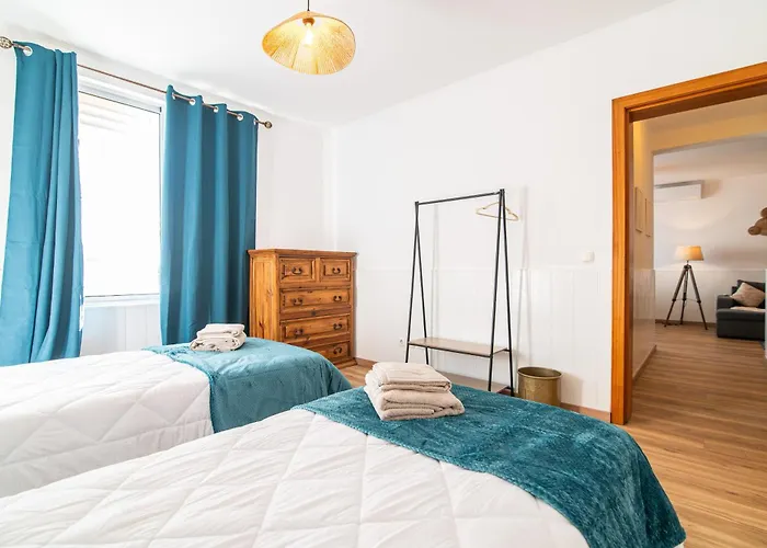 Scb Sea * Ponta Delgada