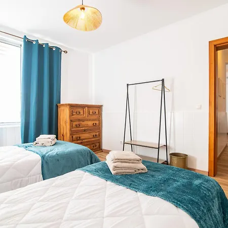 Scb Sea * Ponta Delgada